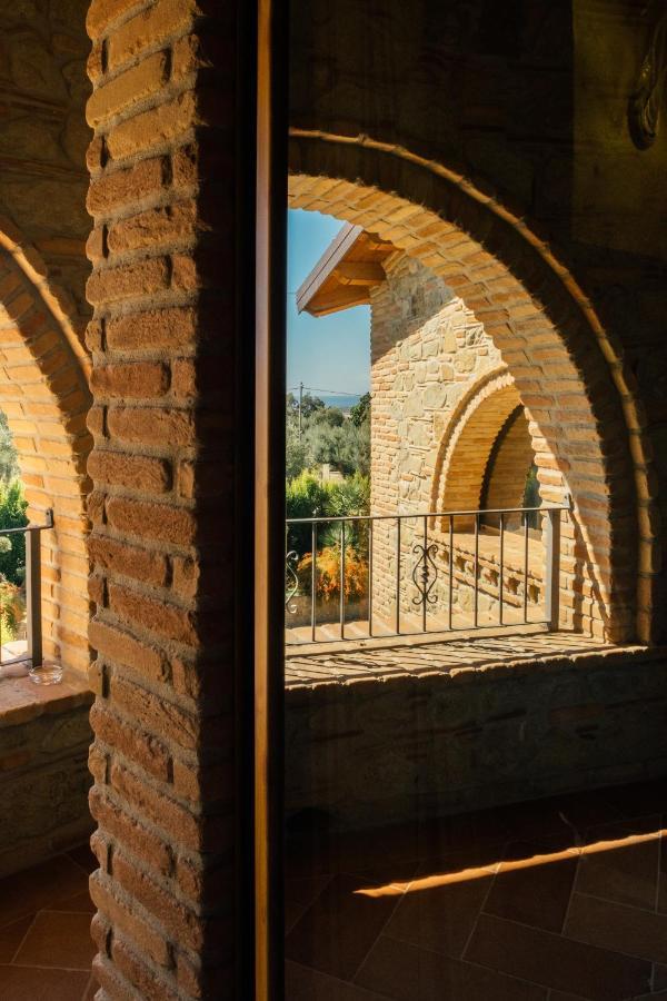 Tenuta Un Posto Al Sole Luxury B&B Rossano Stazione Экстерьер фото